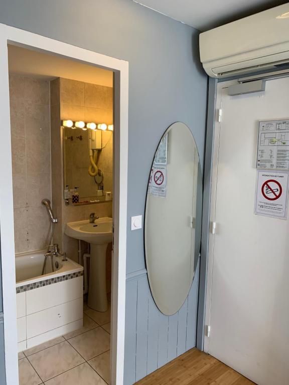 Hôtel Apollo Opéra - Resim 25