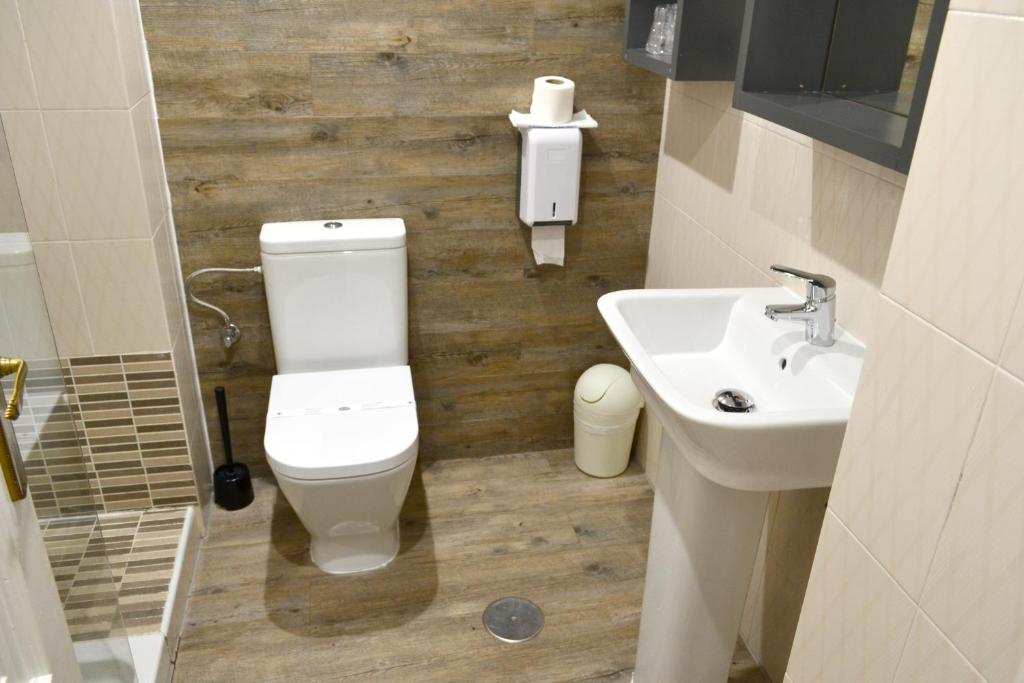 A bathroom at Hotel Alda Estación Vigo