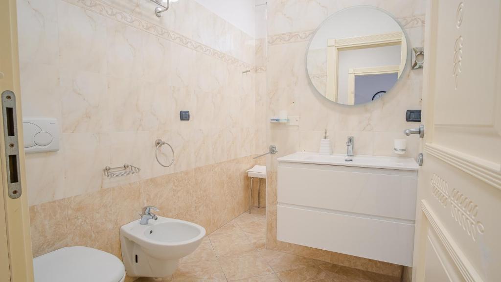 Kúpeľňa v ubytovaní Relais du Lac Loft - Italian Homing