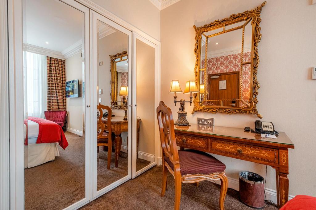 Ashburn Hotel - Resim 11