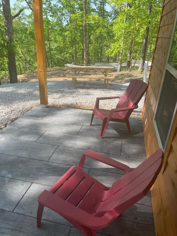 Nostalgic Route 66 Cabin near Blue Springs Ranch - Housity