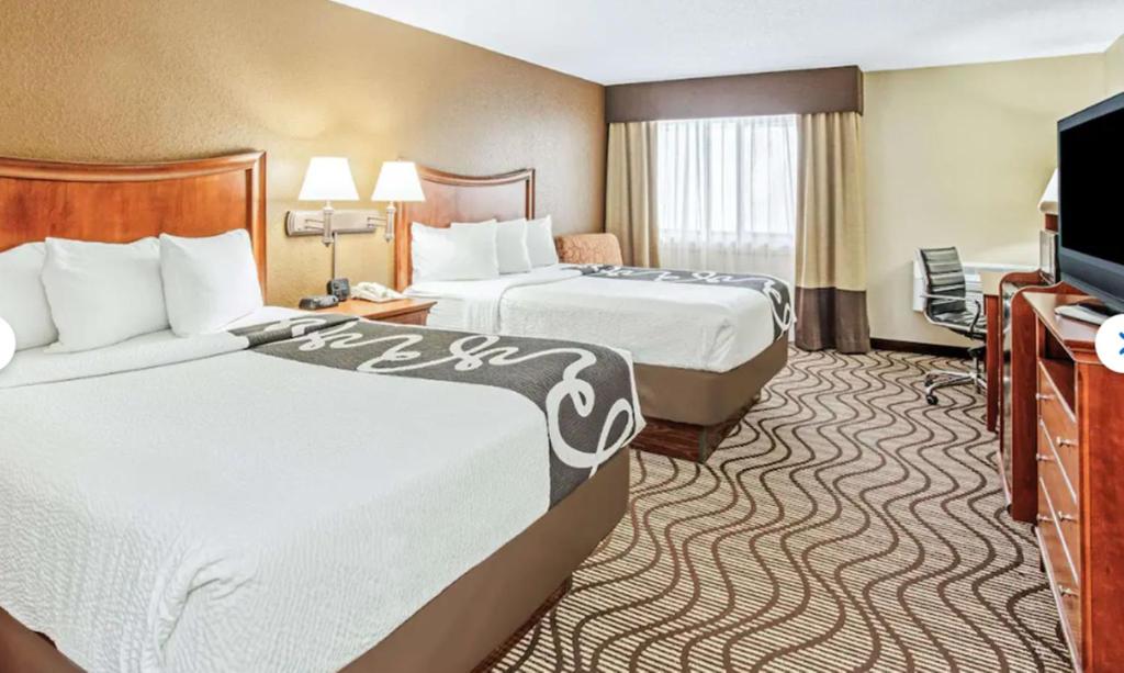 La Quinta by Wyndham Minneapolis-Minnetonka photo