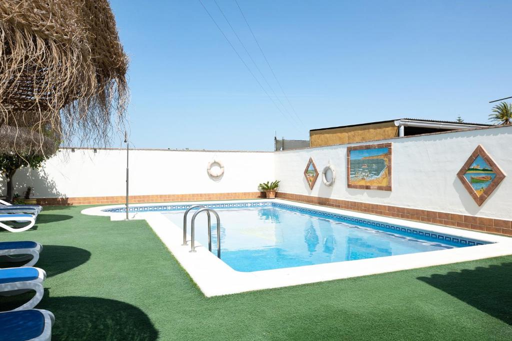 The swimming pool at or close to Villa Fornell Atico