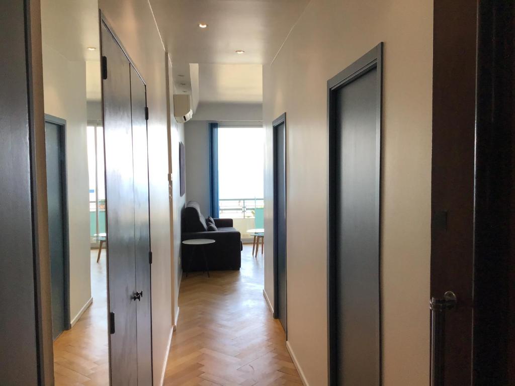 Foto Nice’is asuva majutusasutuse F2, vue panoramique mer galeriist