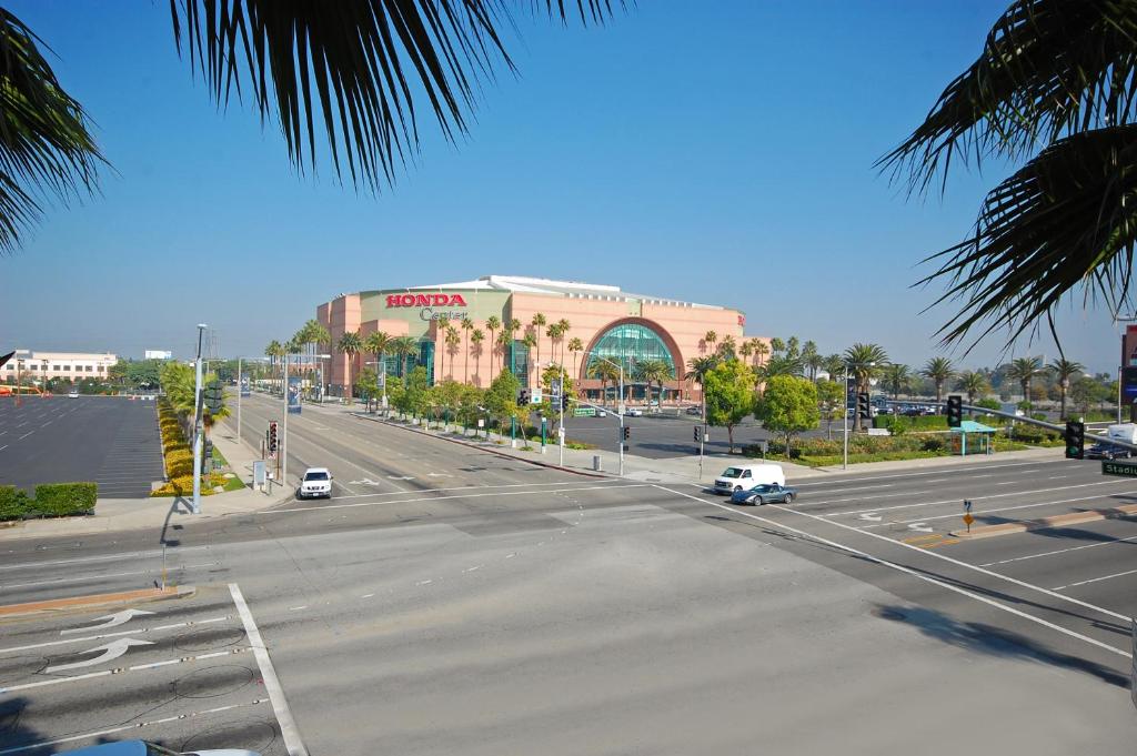 Ayres Hotel Anaheim photo