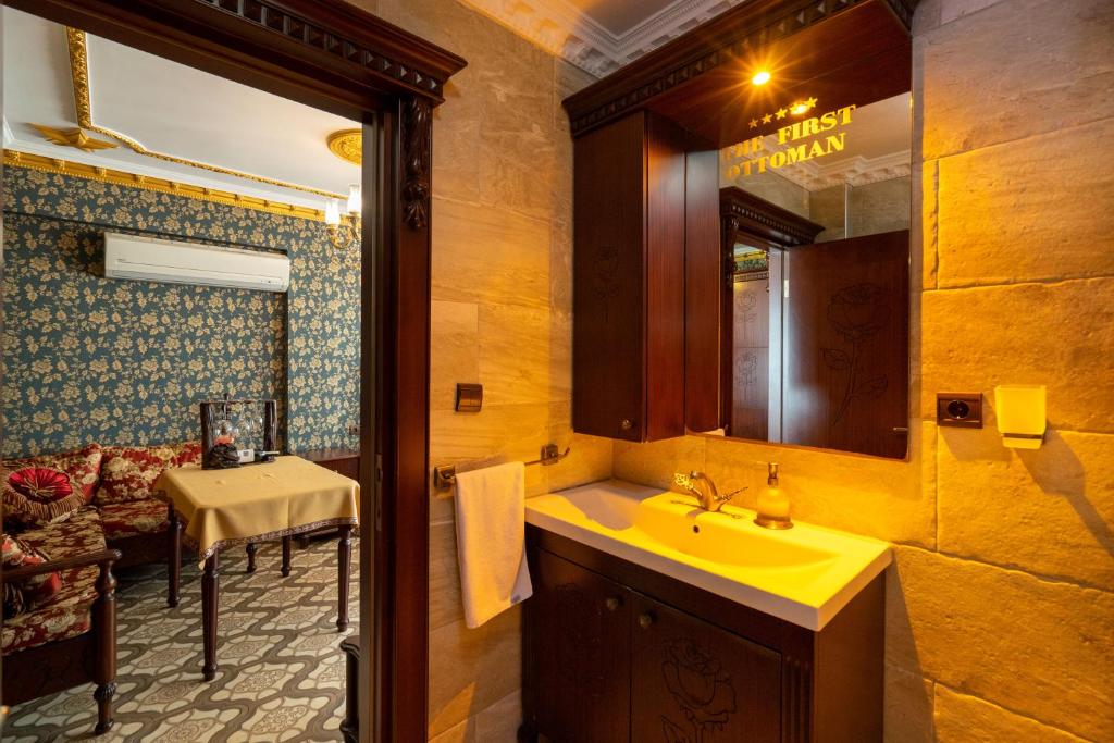 The First Ottoman Apartments - Family Suite