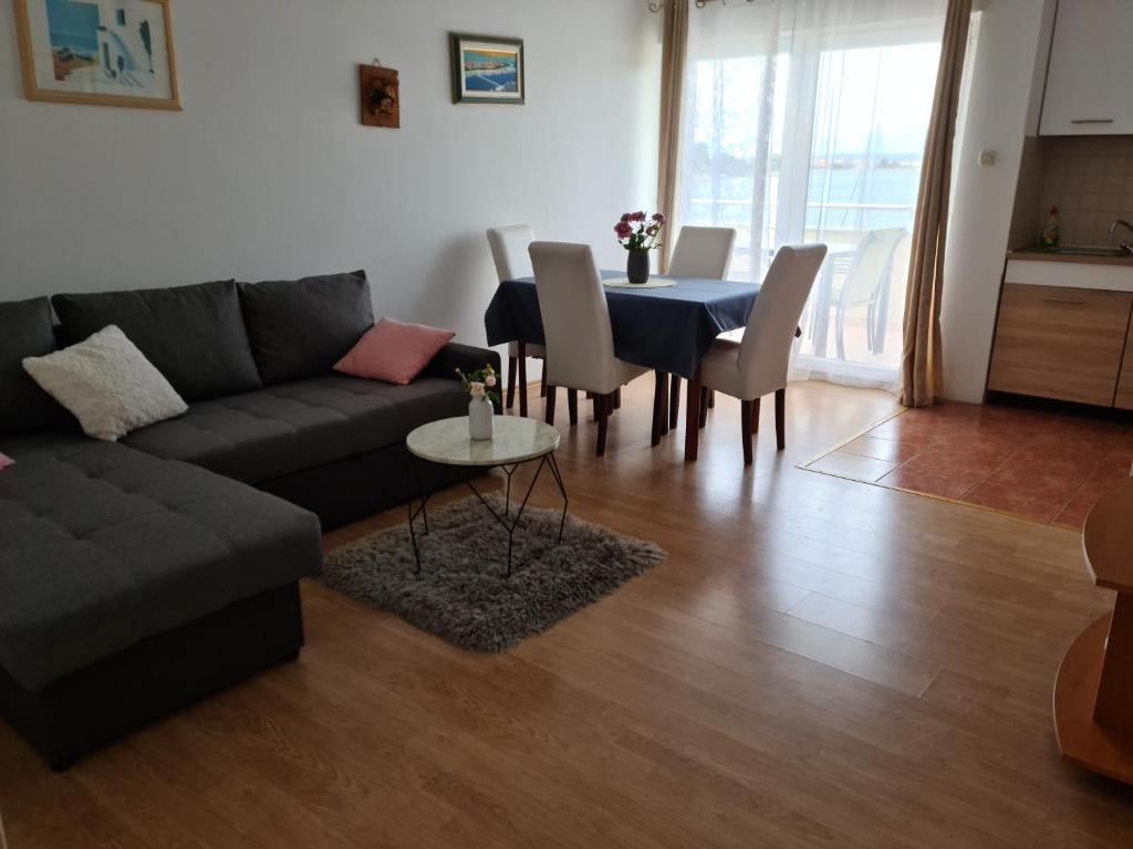 Część wypoczynkowa w obiekcie Apartmani Junto