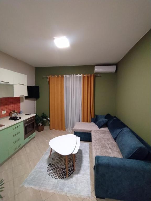 Lungomare Beach Apartments - Imazhi 4