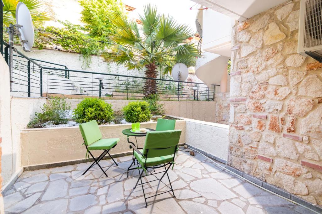 Balcone o terrazza di F & B Summer Collection - Kassandra - Siviri