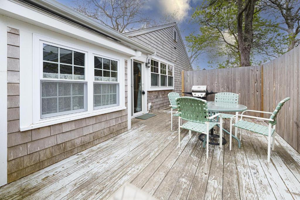 The Cottages at Captain Gosnold Village - One-Bedroom Cottage