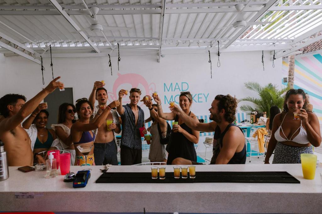 Hosté ubytování Mad Monkey Kuta Lombok