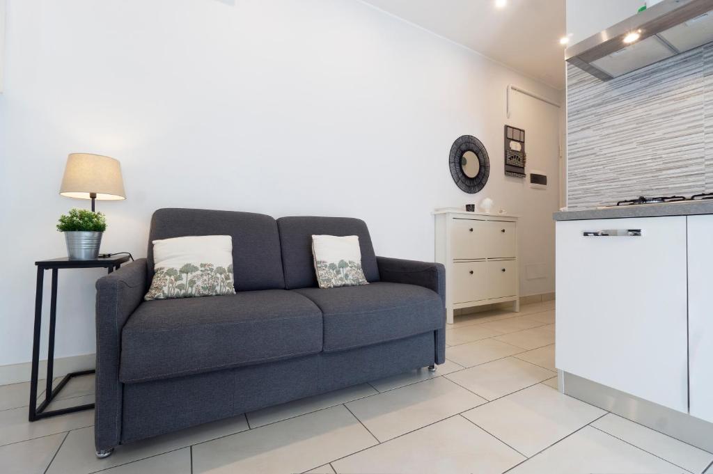A kitchen or kitchenette at GetTheKey Pasubio Apartment