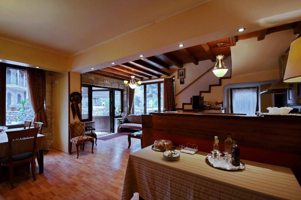 Posezení v ubytování Guesthouse Stemnitsa