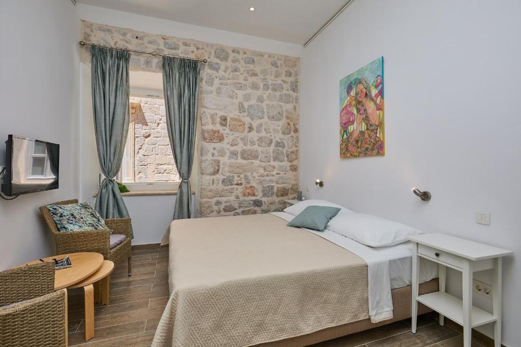 Postel nebo postele na pokoji v ubytování Room Eddie
