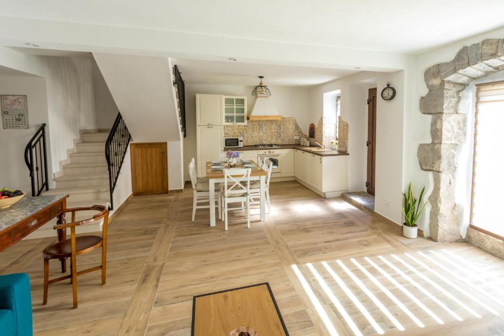 Kuchyň nebo kuchyňský kout v ubytování Holiday house PAVOVCI