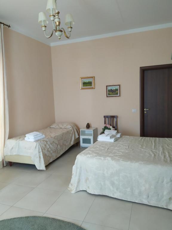Agriturismo Il Casale del Cavaliere - Viervoudige Kamer Met Terras
