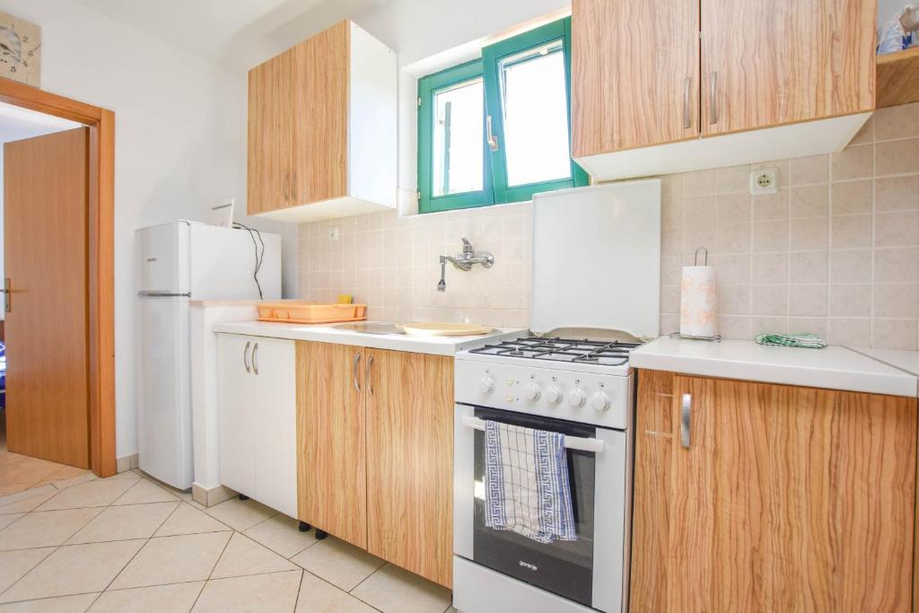 Kuchyňa alebo kuchynka v ubytovaní House Oliver