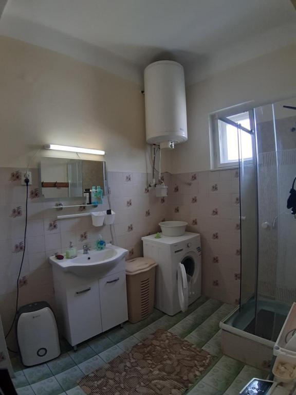 Kúpeľňa v ubytovaní MiniBali Apartmanok