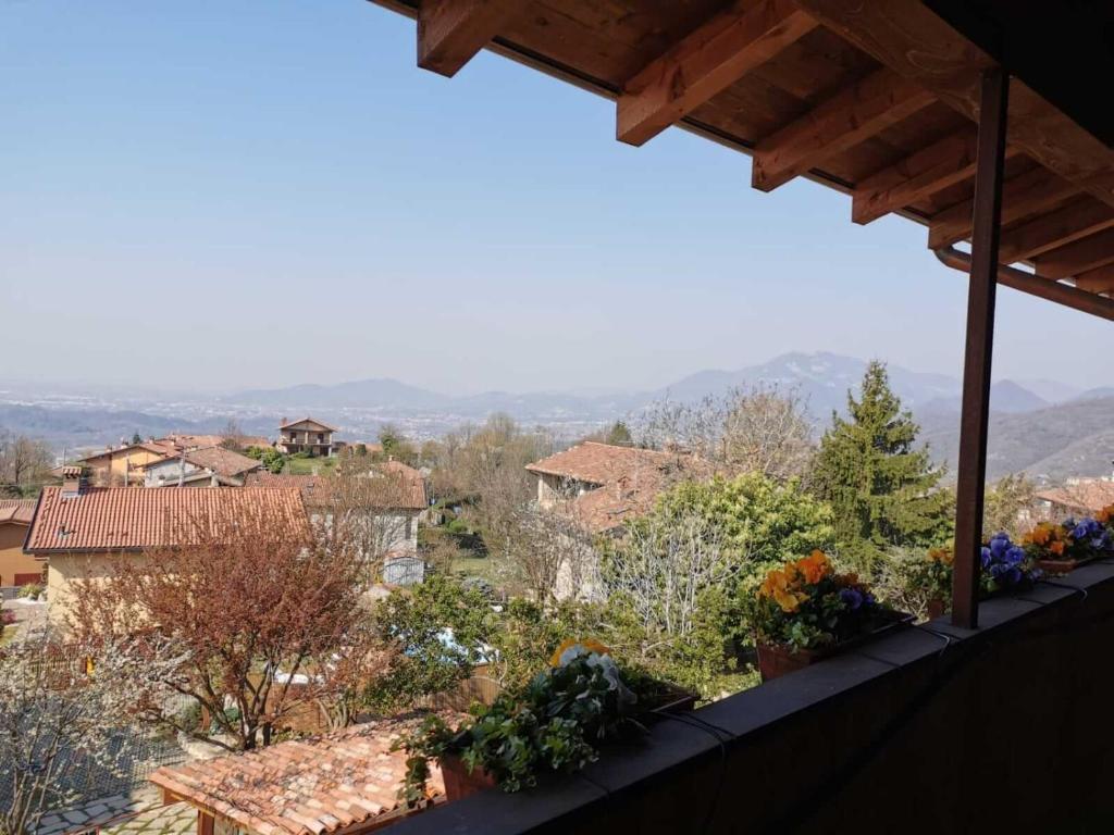 Nespecifikovaný výhled na hory nebo výhled na hory při pohledu z bed and breakfast
