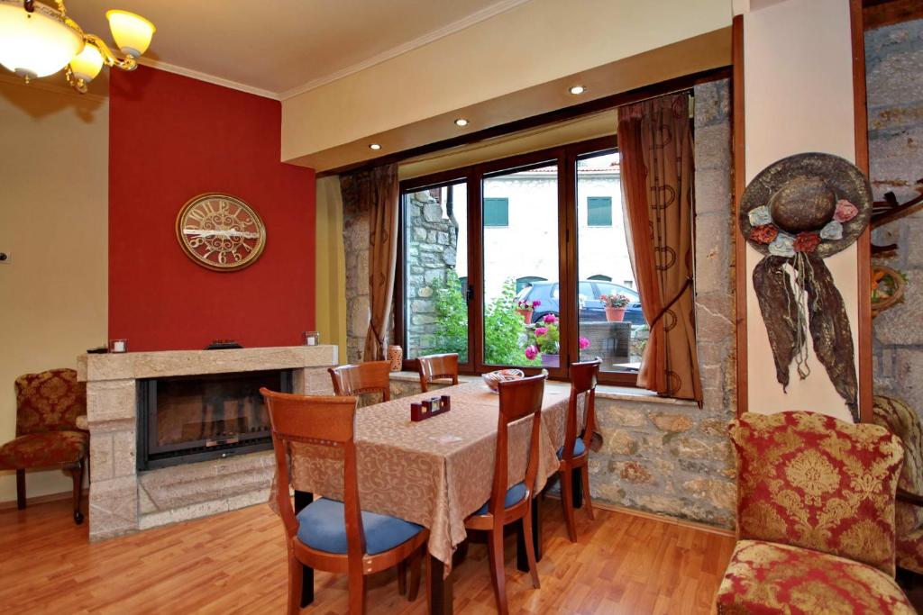 Posezení v ubytování Guesthouse Stemnitsa