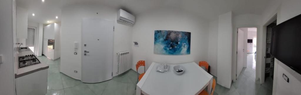 TV a/nebo společenská místnost v ubytování Scauri Inn