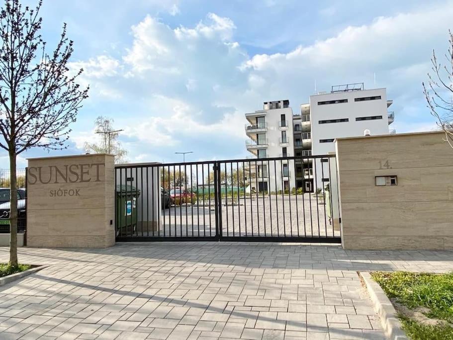 Budynek, w którym mieści się apartament
