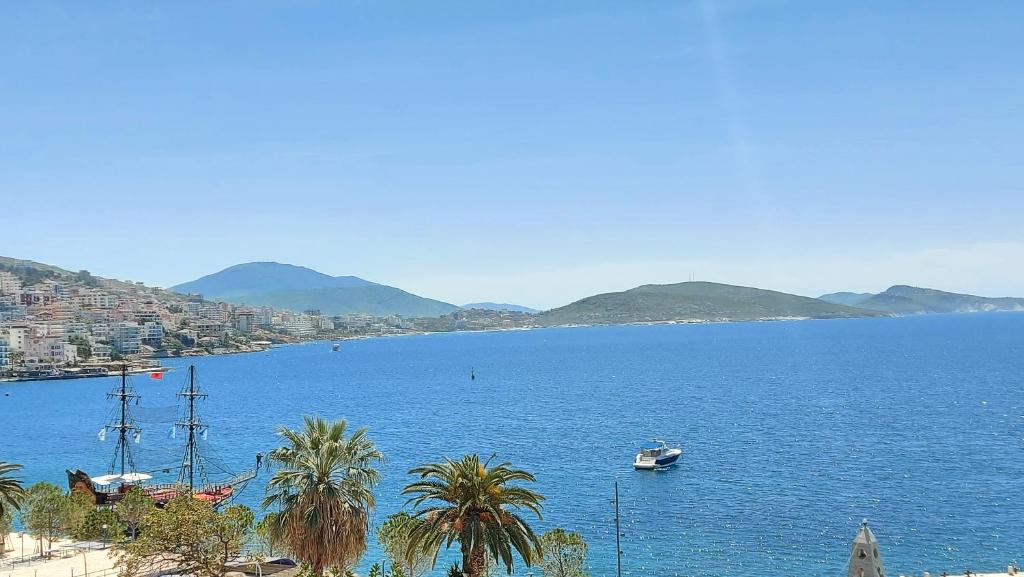 Sea View Apartment Saranda
