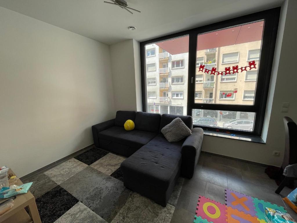 Luxembourg 2 bedroom apartment in Gasperich - Apartamento De Dos Dormitorios