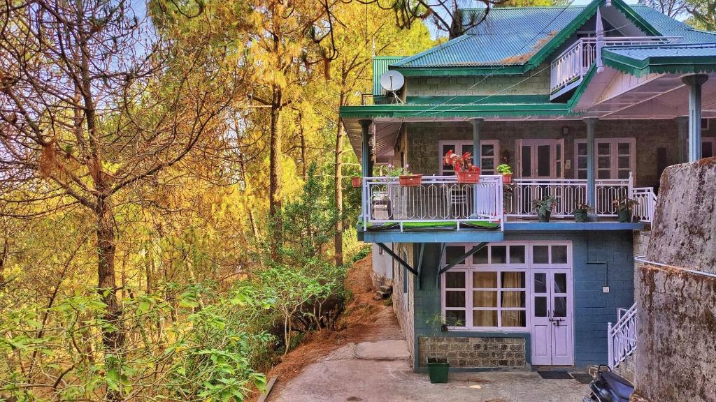 The Lalita's Brookwood - Housity