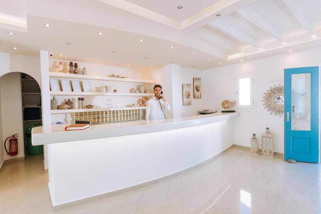 Hostia v ubytovaní Naxian Emerald Hotel