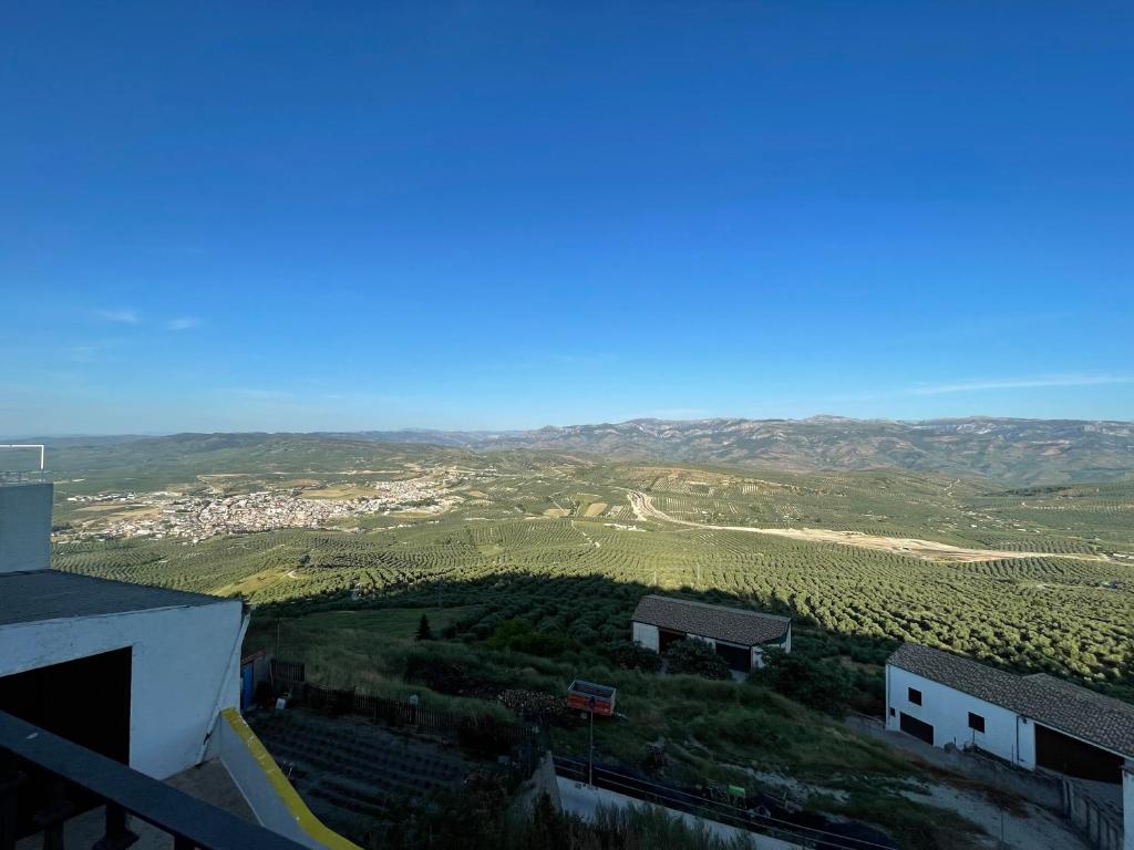 A general mountain view or a mountain view taken from the holiday home