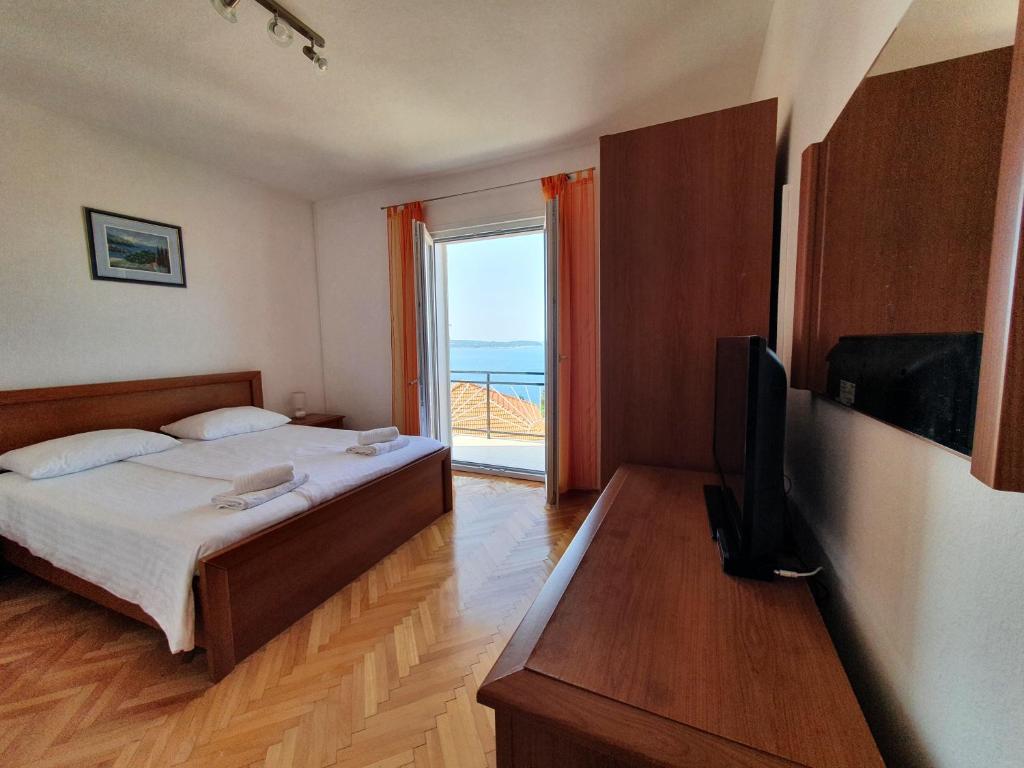 Apartments Lonza - 2