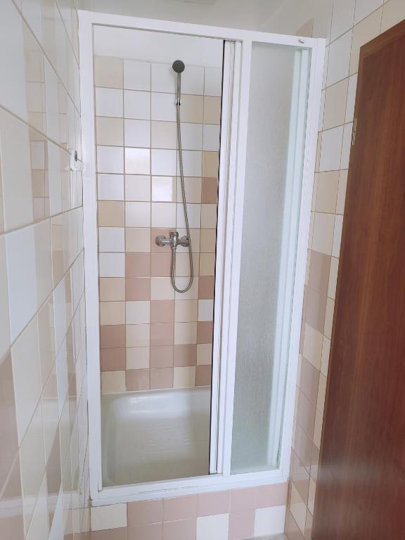 Koupelna v ubytování BEST Hotel Garni