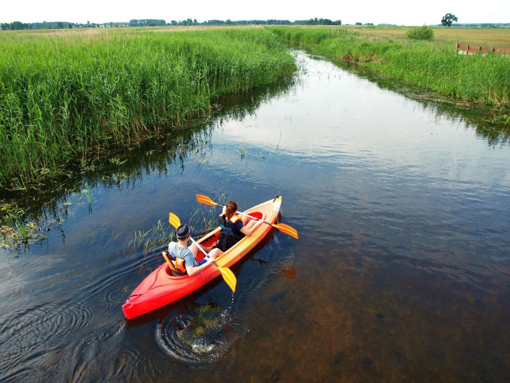 Výhľad na rieku v blízkosti dovolenkového parku