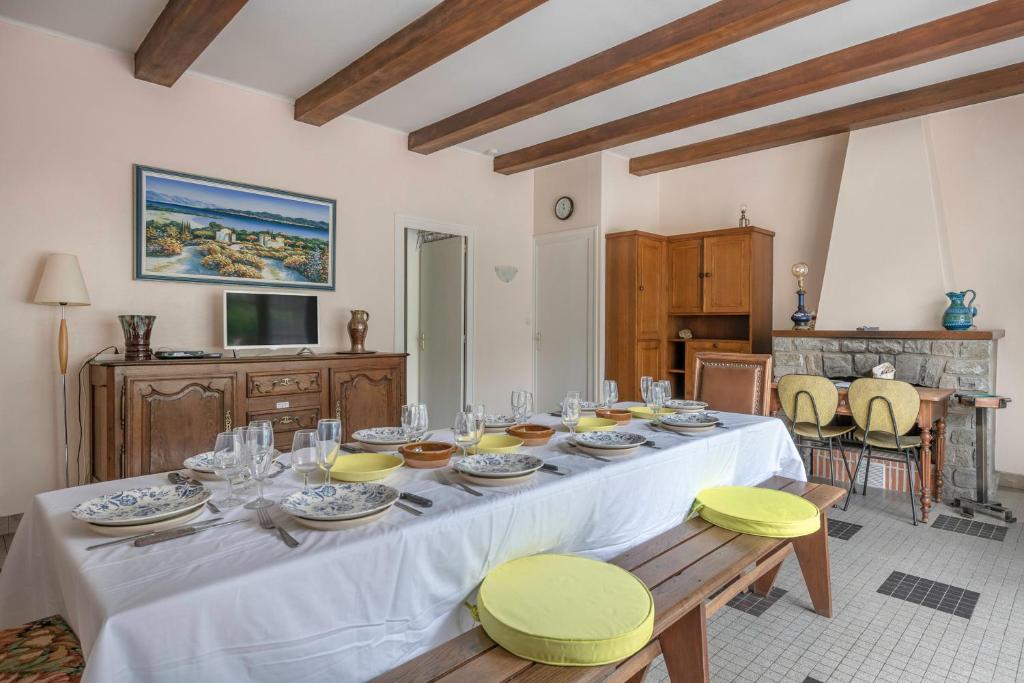 Fotografia z galérie ubytovania Maison familiale dans les pins à 300 m de la Plage v destinácii Saint-Brévin-les-Pins