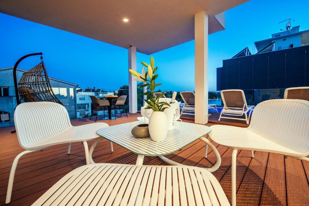 Balkón nebo terasa v ubytování Dedaj Resort - Villa Auri
