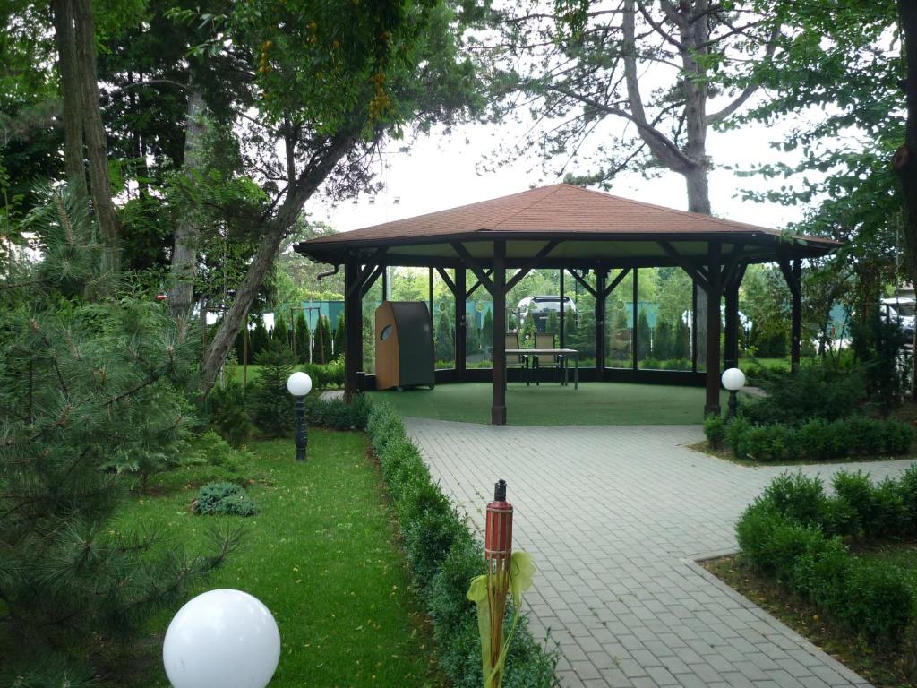 Zahrada ubytování Hotel Baneasa Parc