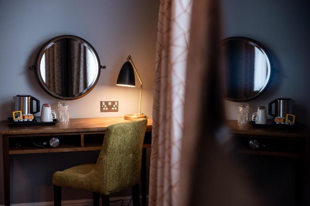 The Mitre by Innkeeper's Collection - Resim 21