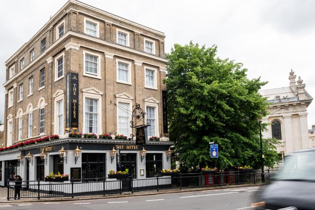 The Mitre by Innkeeper's Collection - Resim 9