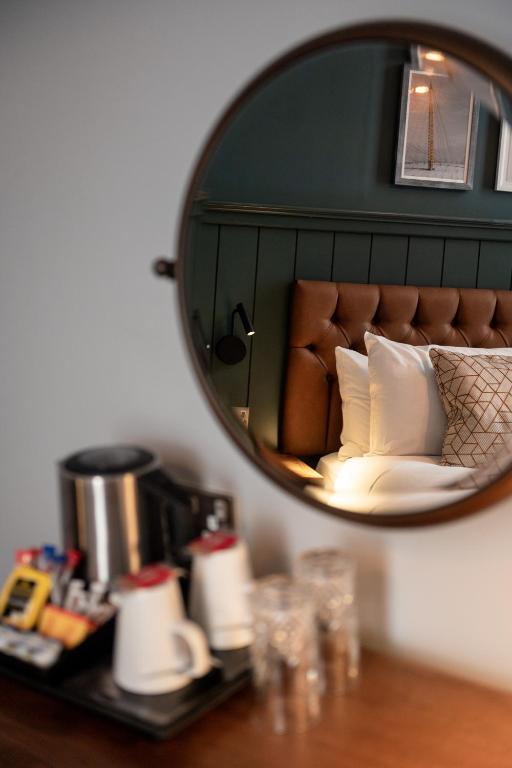 The Mitre by Innkeeper's Collection - Resim 41