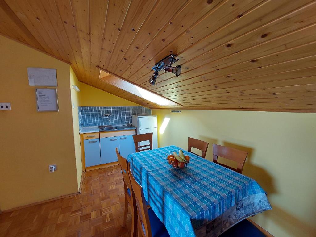 Postel nebo postele na pokoji v ubytování Apartments Faran