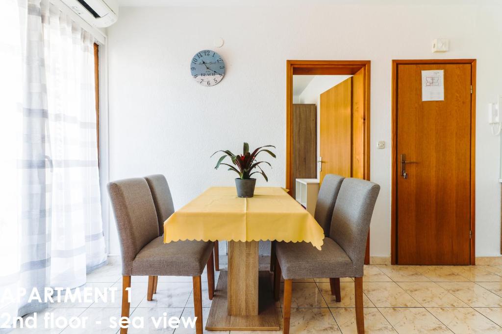 Fotografie z fotogalerie ubytování Beautiful Sea View Apartments - Niko Čeko v destinaci Vrsar