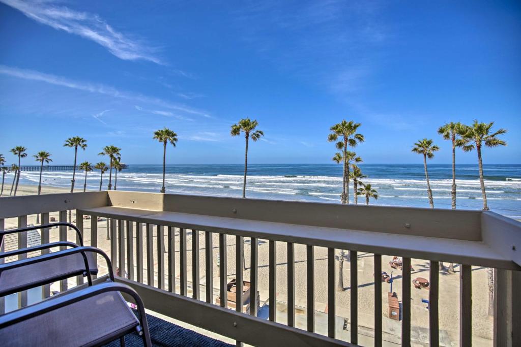 Stunning Oceanside Condo with Walk to the Beach, Oceanside Updated