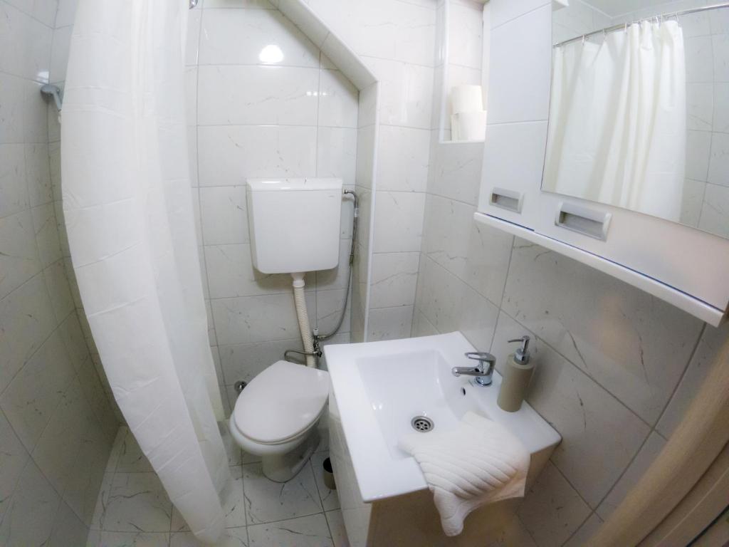 Koupelna v ubytování S&M Apartmani