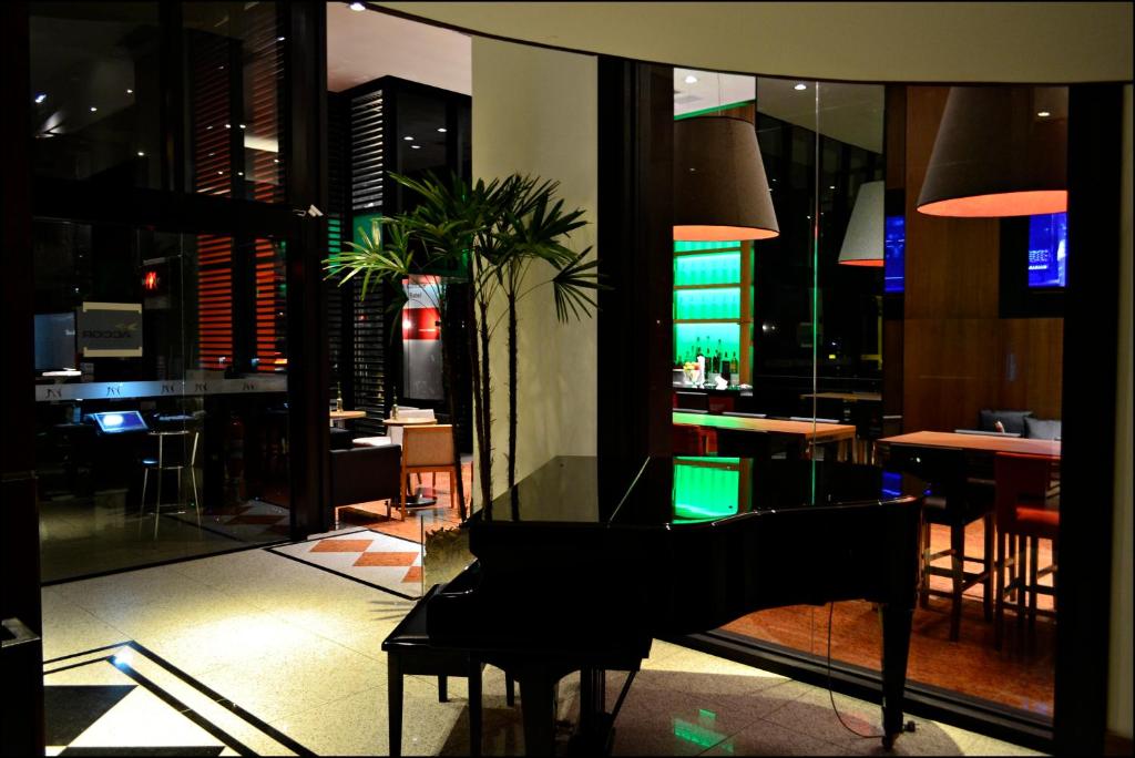  Mercure Curitiba Batel
