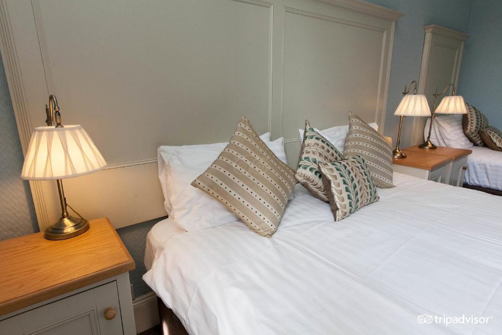 Gregory by the Warren Collection - Resim 15