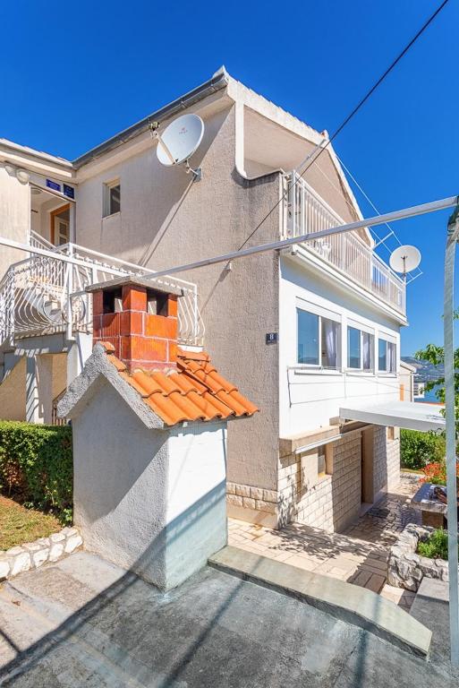 Budova, kde se apartmán nachází