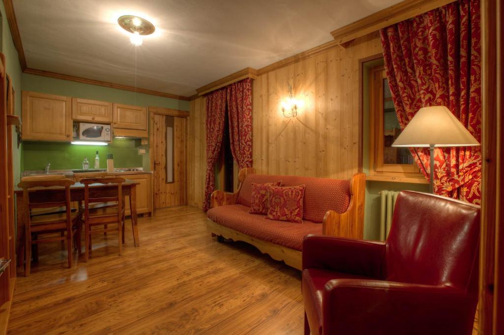Kuchyň nebo kuchyňský kout v ubytování B&B Residence Checrouit