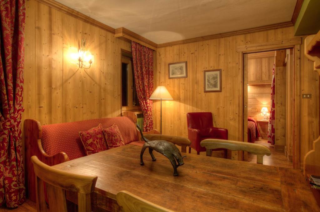 Posezení v ubytování B&B Residence Checrouit