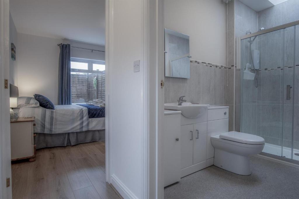 Koupelna v ubytování Shorelands - 1 Bedroom Apartment - Manorbier